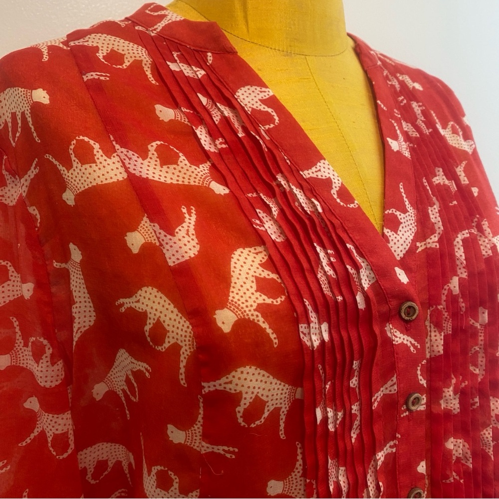 MAEVE Anthropologie Red & white jungle cat print lightweight cotton button down